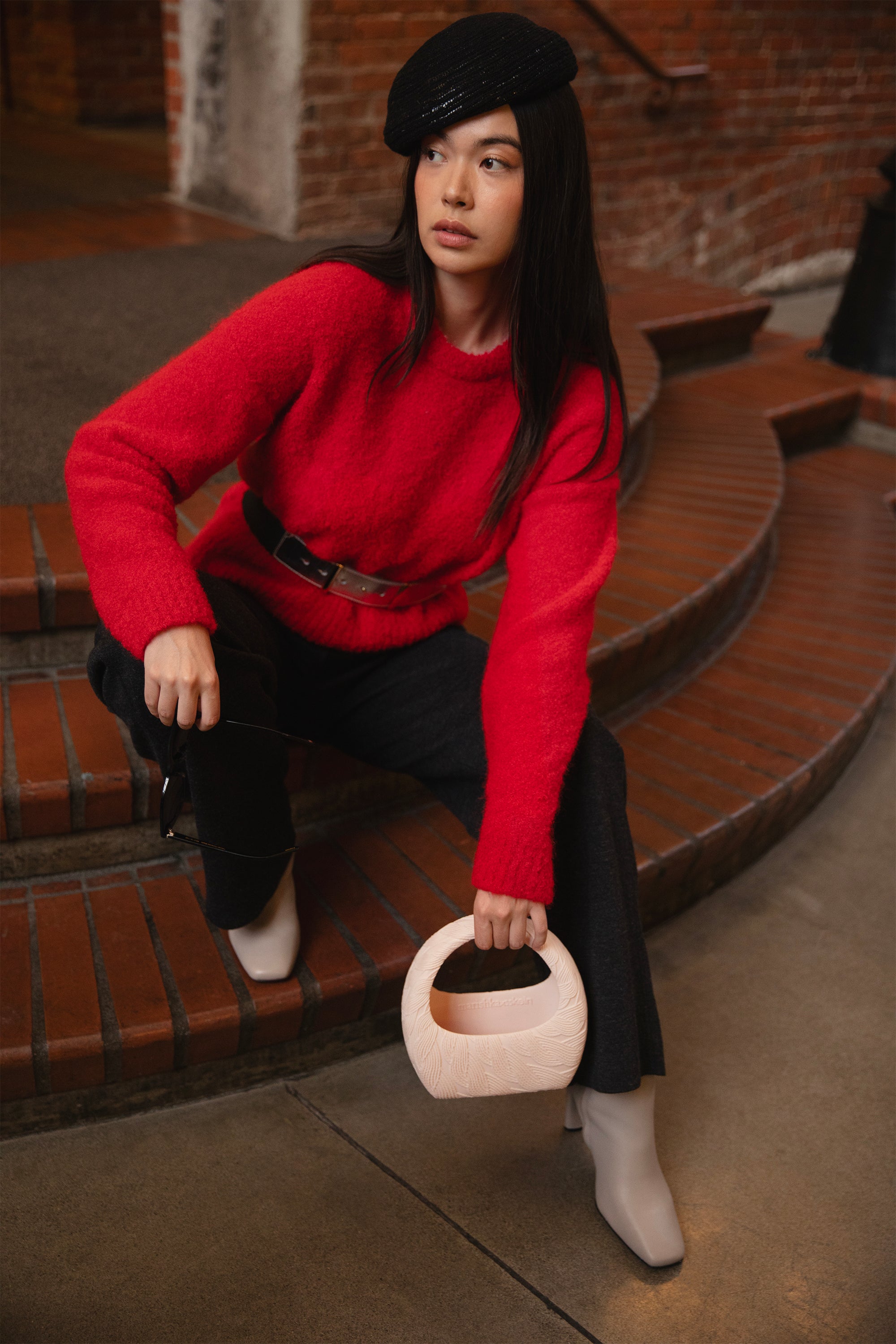 BELLE BOUCLE PULLOVER - SCARLETT