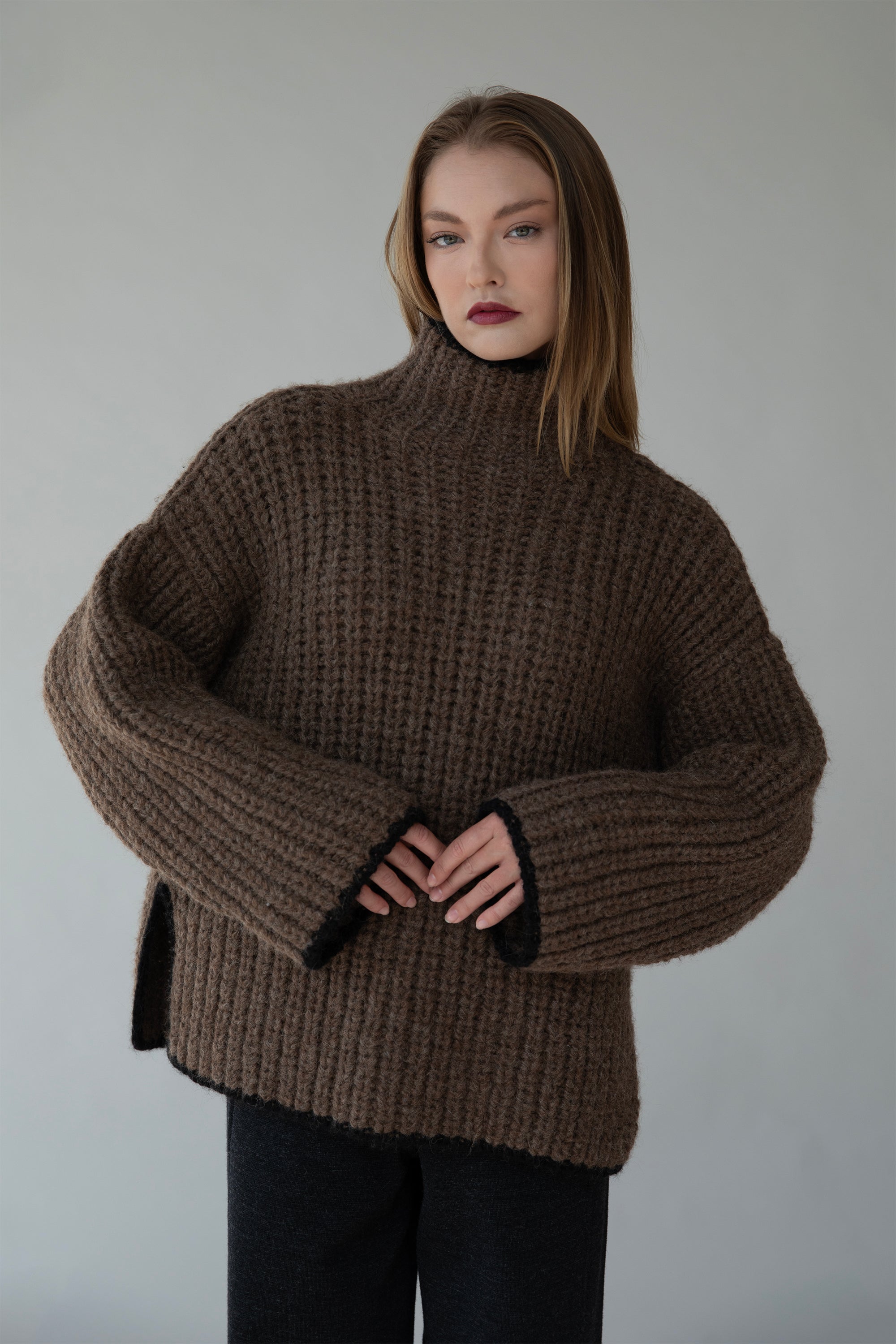 SYLVIE HANDKNIT PULLOVER - SADDLE