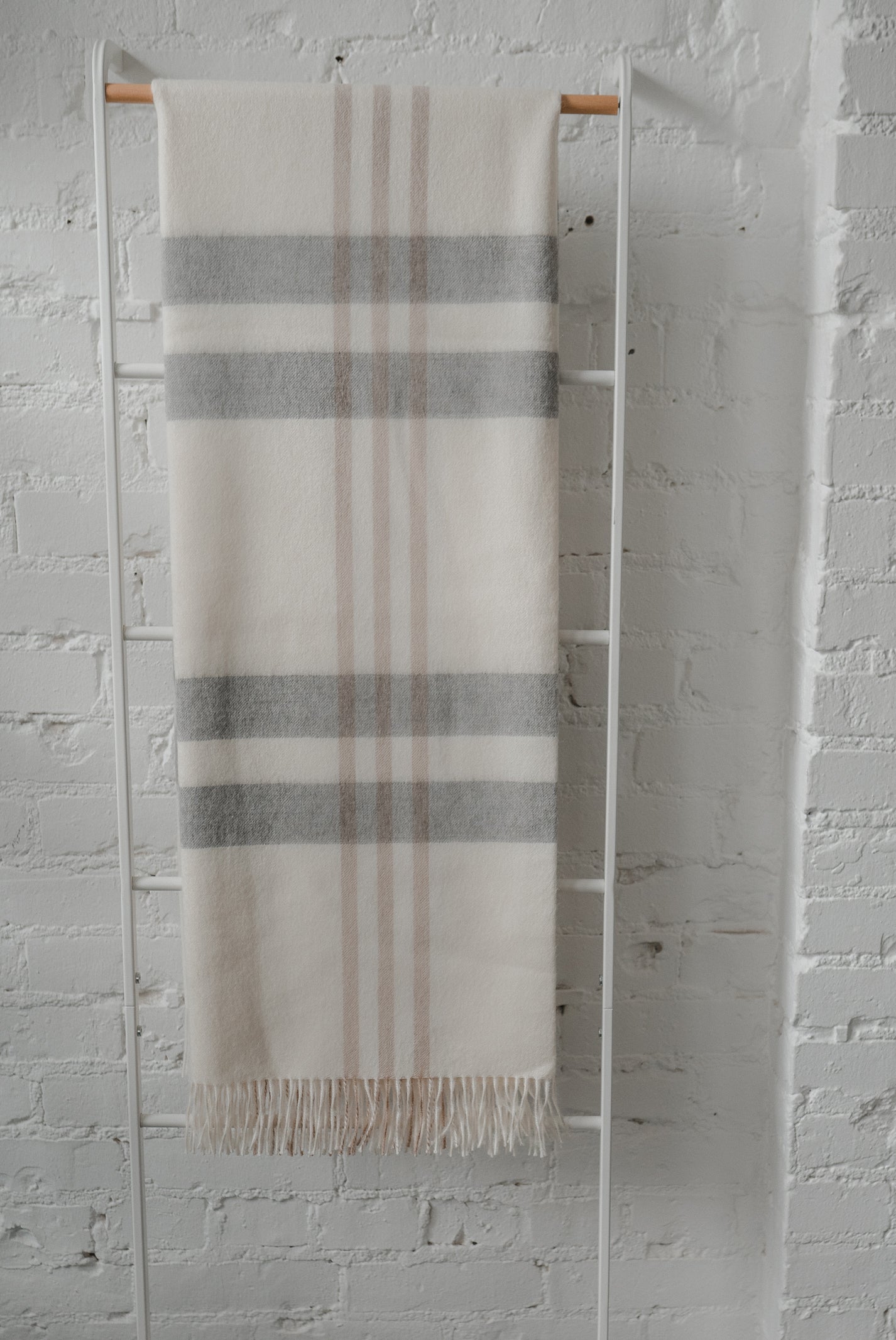 CLASSIC MACRO PLAID BABY ALPACA THROW