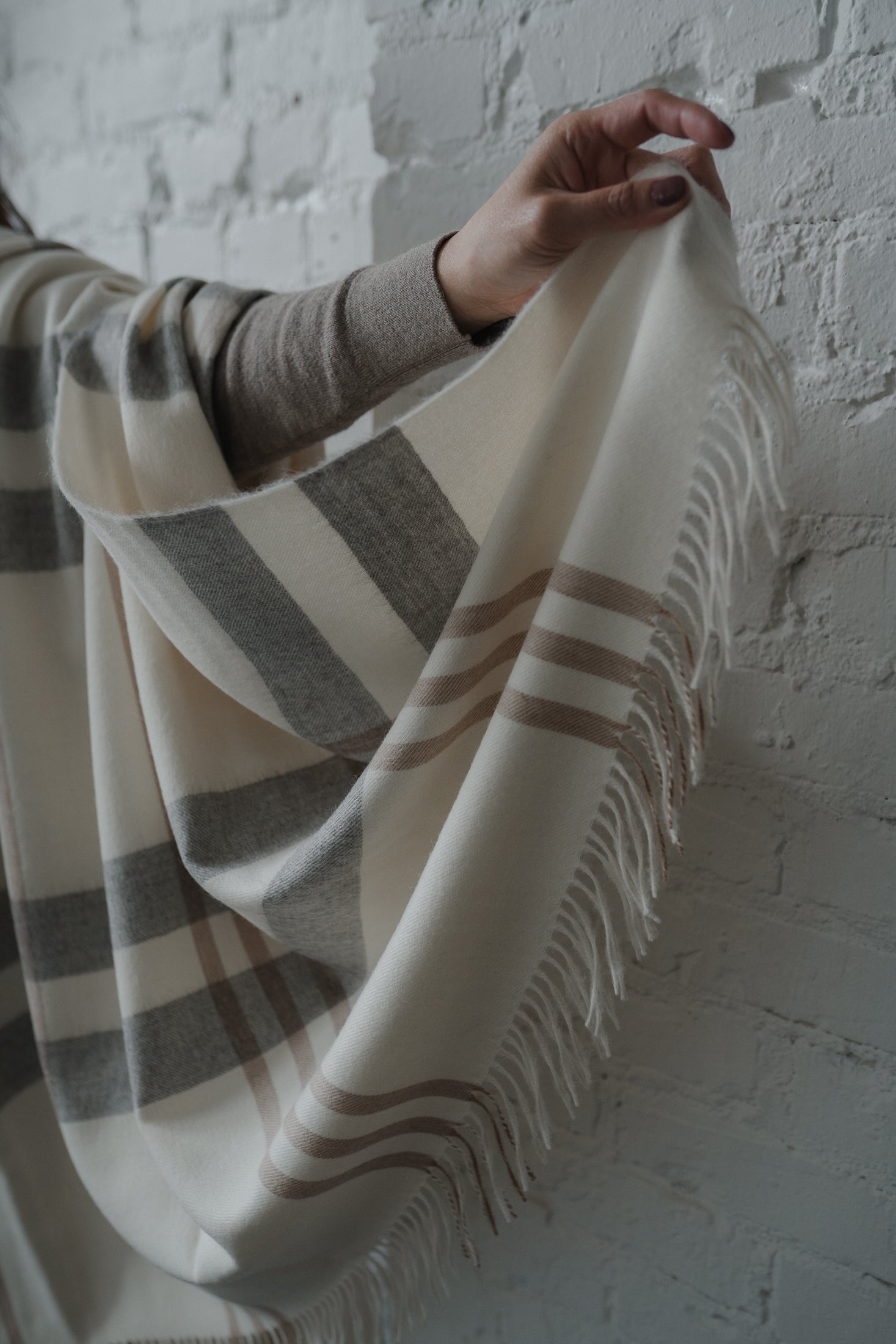 CLASSIC MACRO PLAID BABY ALPACA THROW