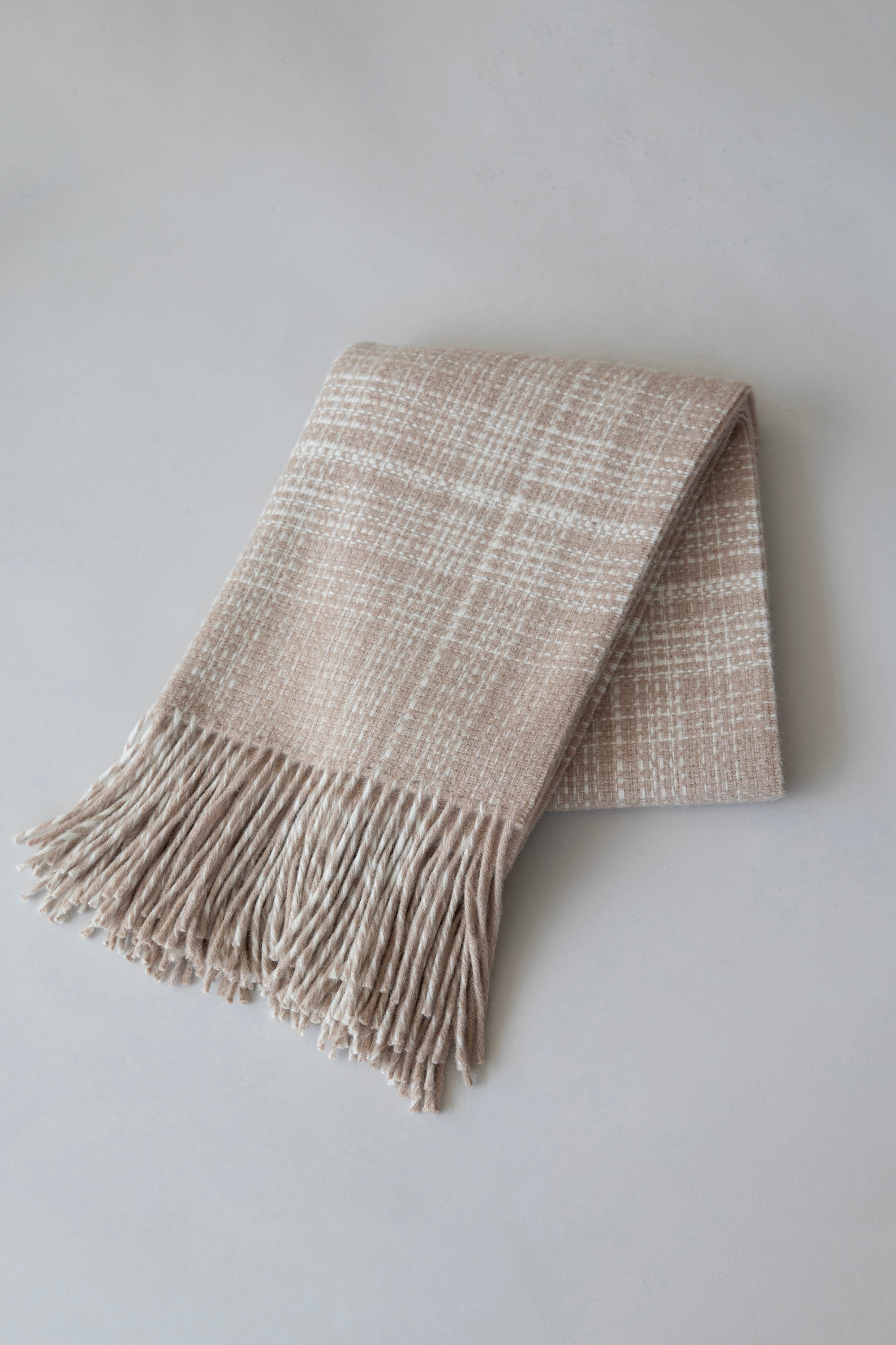RUSTIC PLAID THROW - TAUPE