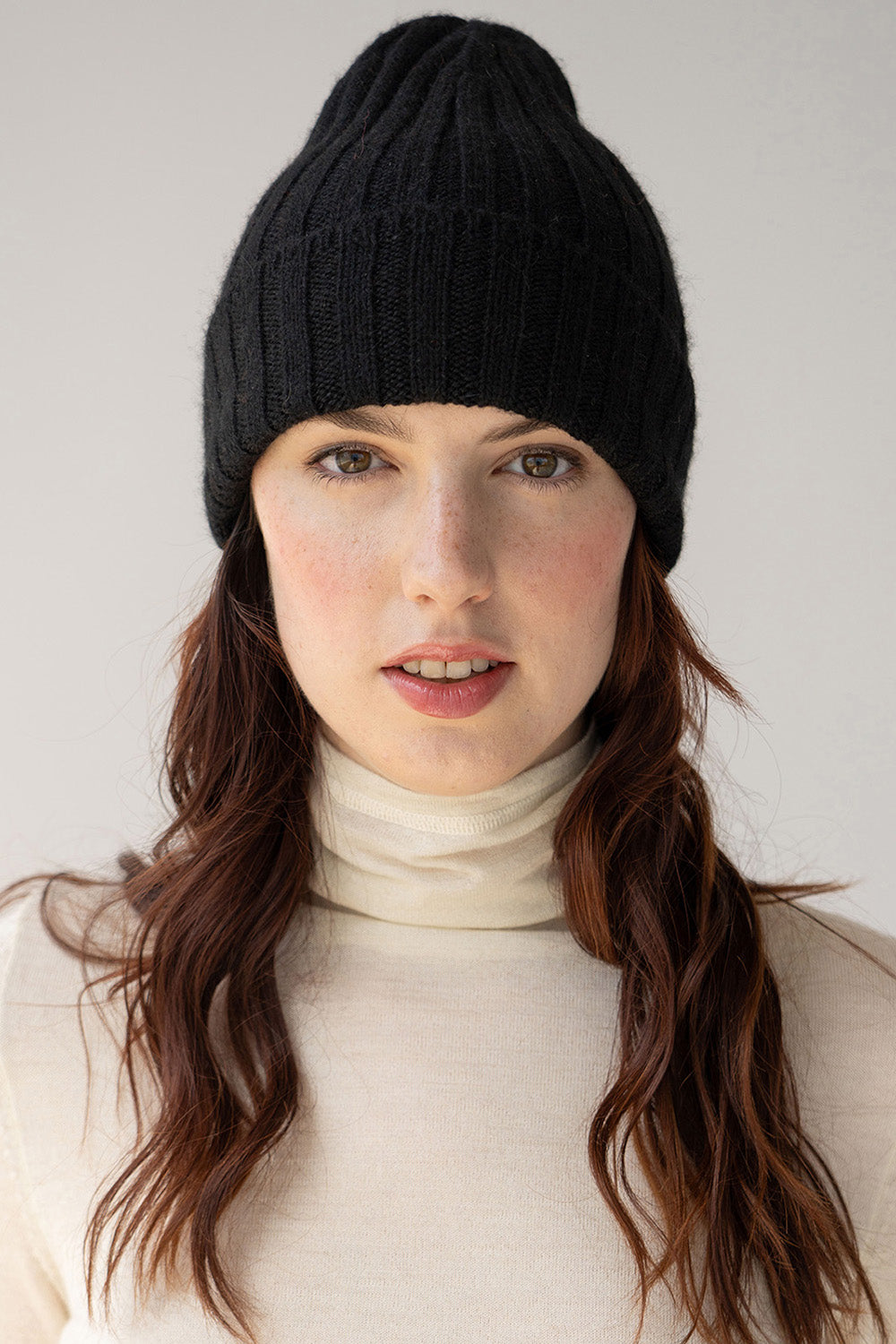 RIBBED BEANIE - BLACK