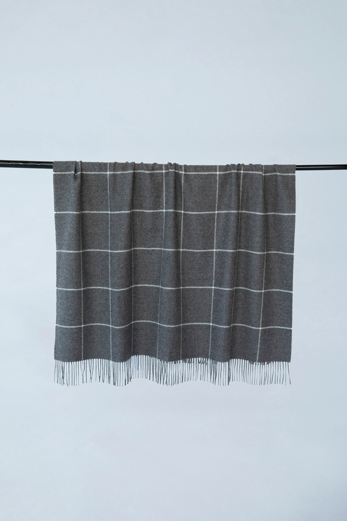 WINDOWPANE THROW - CHARCOAL